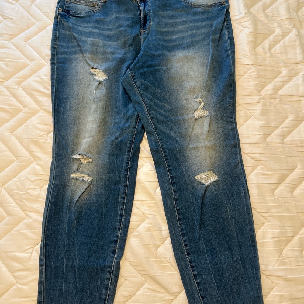 Maurices Light Blue Denim Jeans